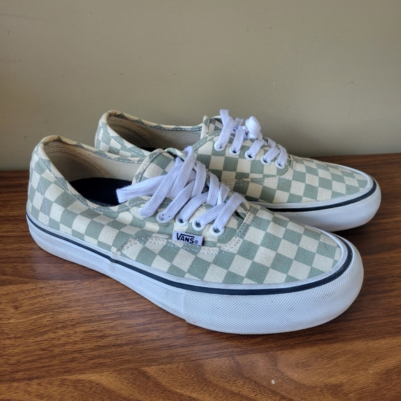 Checkered Vans - Picture 3 of 9